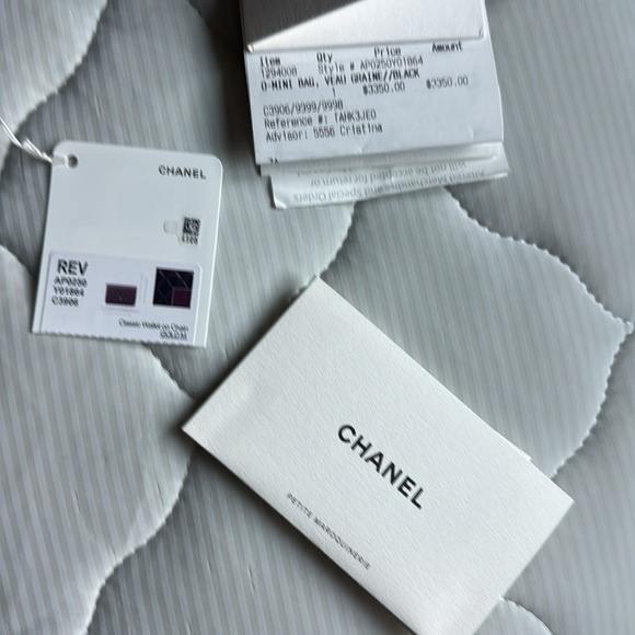 Chanel Wallet on Chain in Caviar Leather - Picture 3 of 11